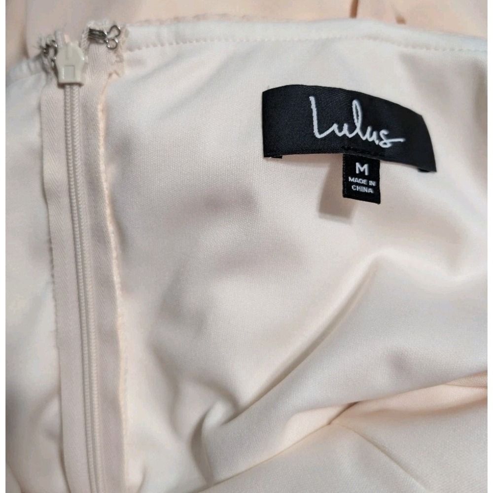 NWT Lulus Call For Me Faux Wrap Wide Leg Jumpsuit Gardenia Cream Size M - Picture 9 of 12